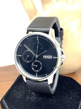 Hugo Boss Men's Watch 1530022 Focus Quartz Black Dial Leather Strap 42mm